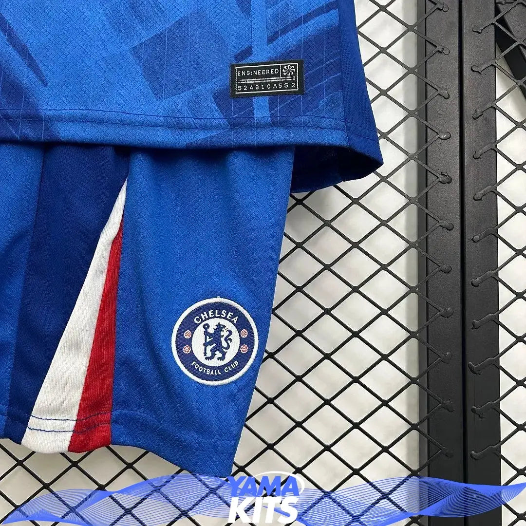 Kit enfant Chelsea 2025-26 Maison To Sport
