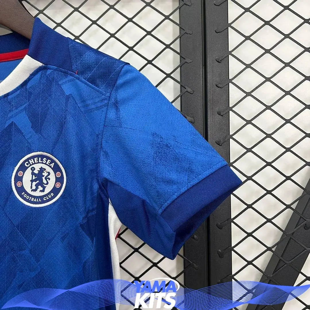 Kit enfant Chelsea 2025-26 Maison To Sport