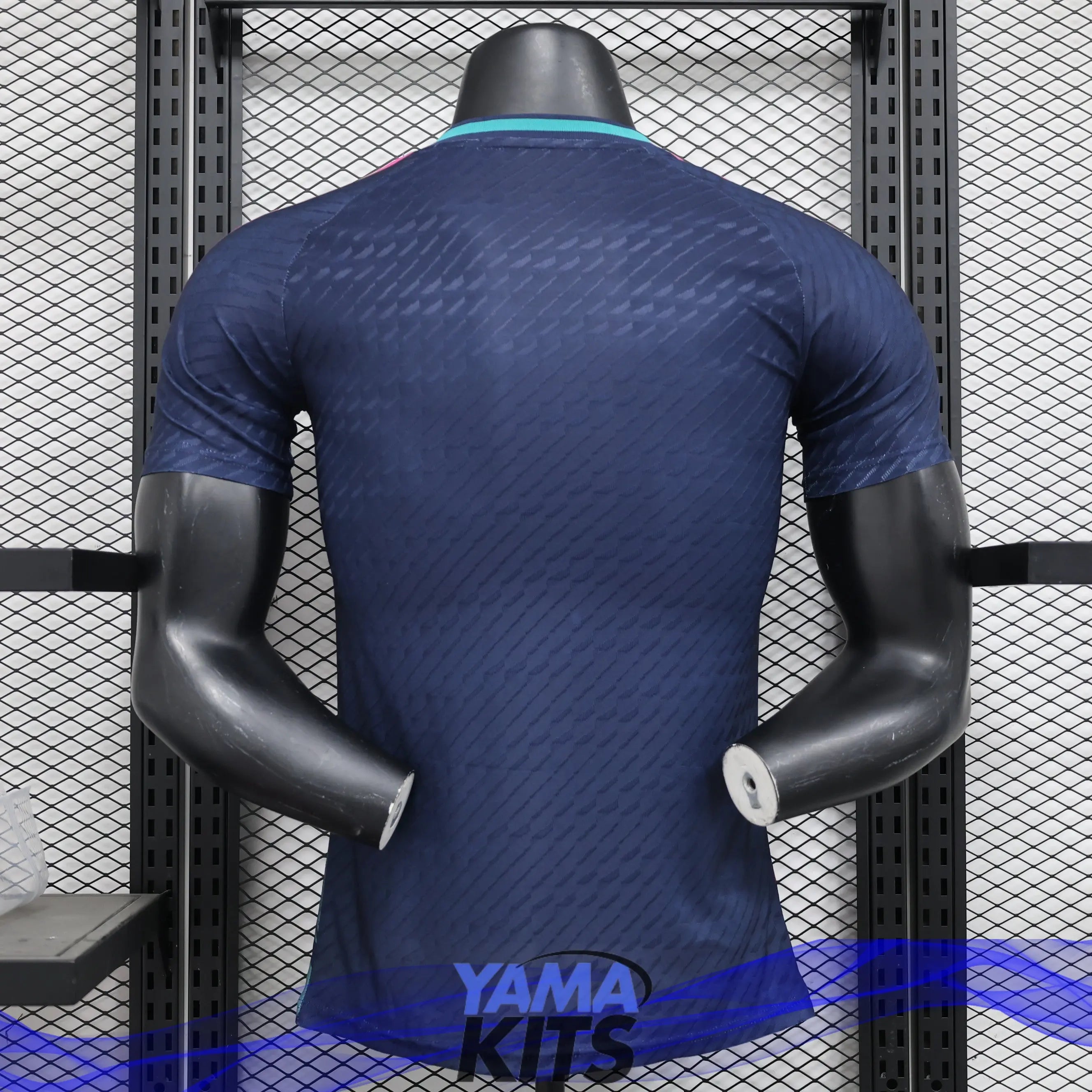 Maillot Real Madrid concept « rose bleu ciel » 2024/2024 Version Player YamaKits