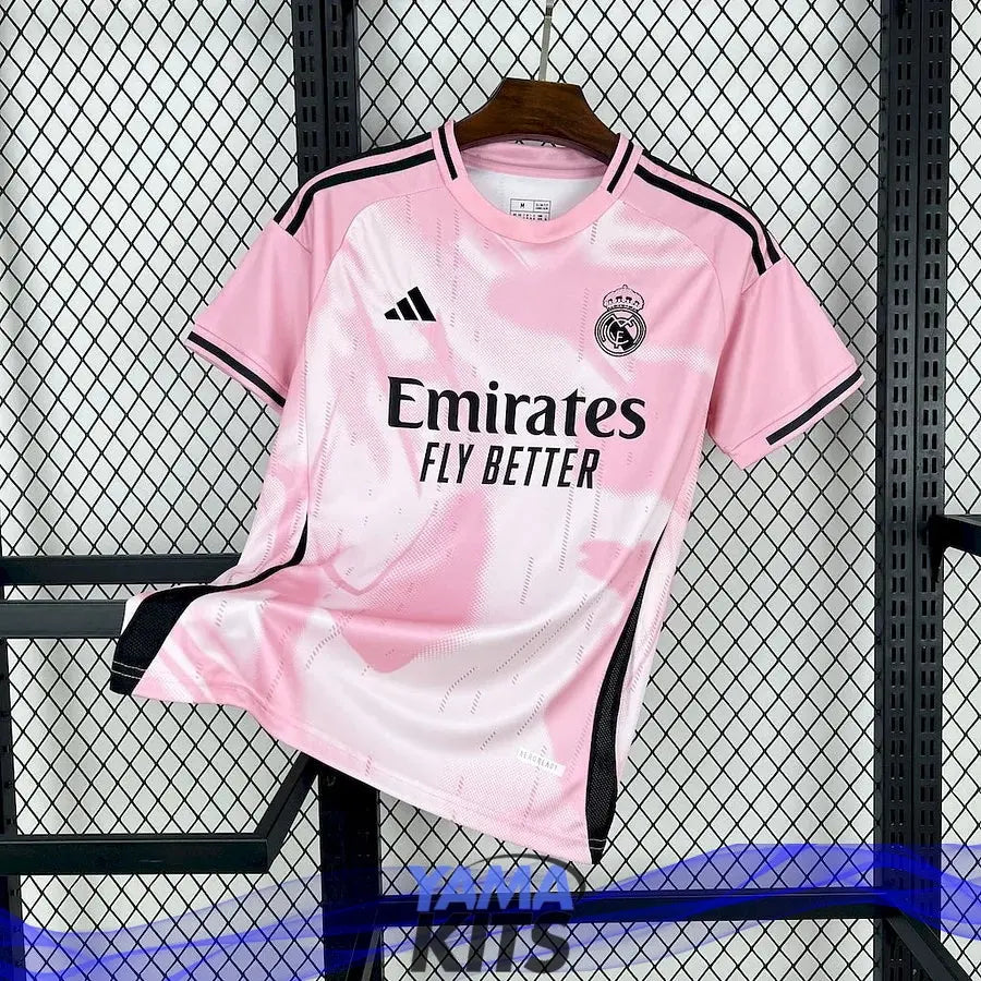 Maillot Real Madrid Concept « rose, blanc » 2024/2025 YamaKits