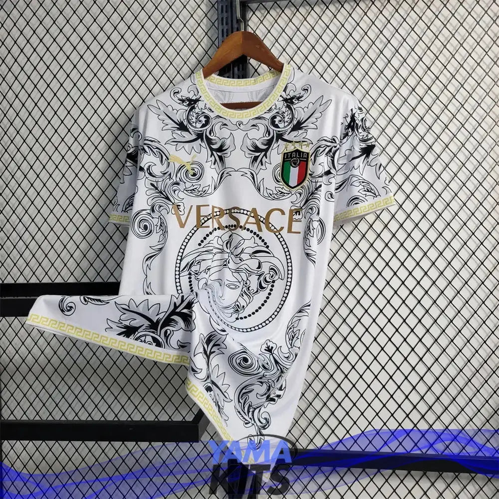 Maillot Italie concept « VERSACE » blanc 2023/2024 YamaKits