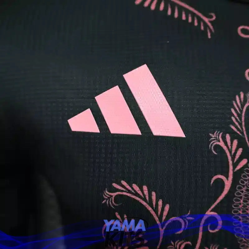 MAILLOT ALGERIE CONCEPT "Noir, Rose" 2025/2026 Version Player YamaKits Foot