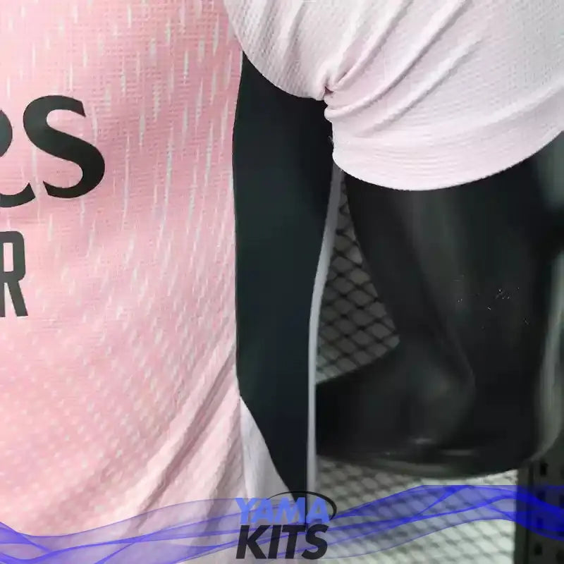 MAILLOT ARSENAL CONCEPT "Rose" 2025/2026 YamaKits Foot