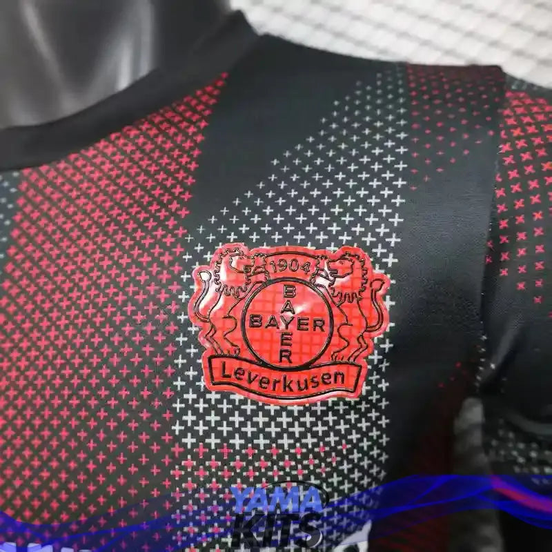 MAILLOT BAYERN LUVERKUSEN DOMICILE 2025/2026 Version Player YamaKits Foot