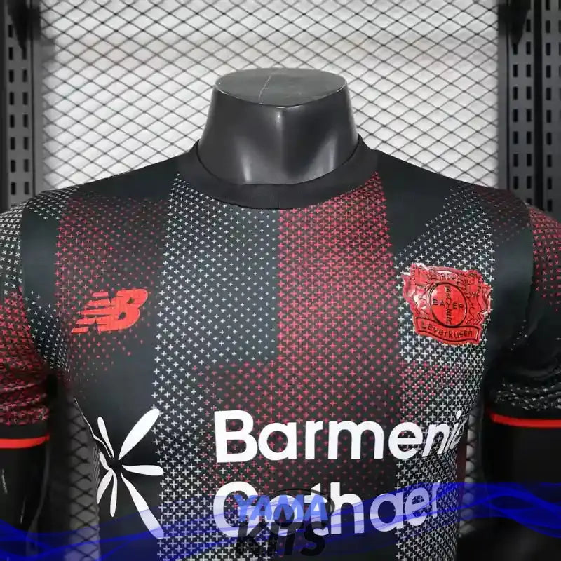 MAILLOT BAYERN LUVERKUSEN DOMICILE 2025/2026 Version Player YamaKits Foot