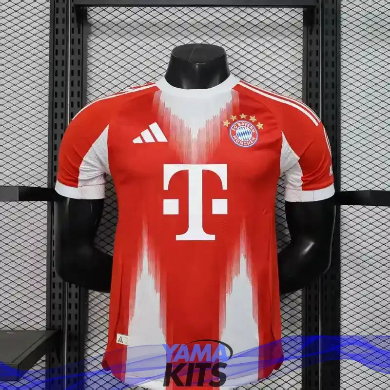 MAILLOT BAYERN MUNICH DOMICILE 2025/2026 Version Player YamaKits Foot