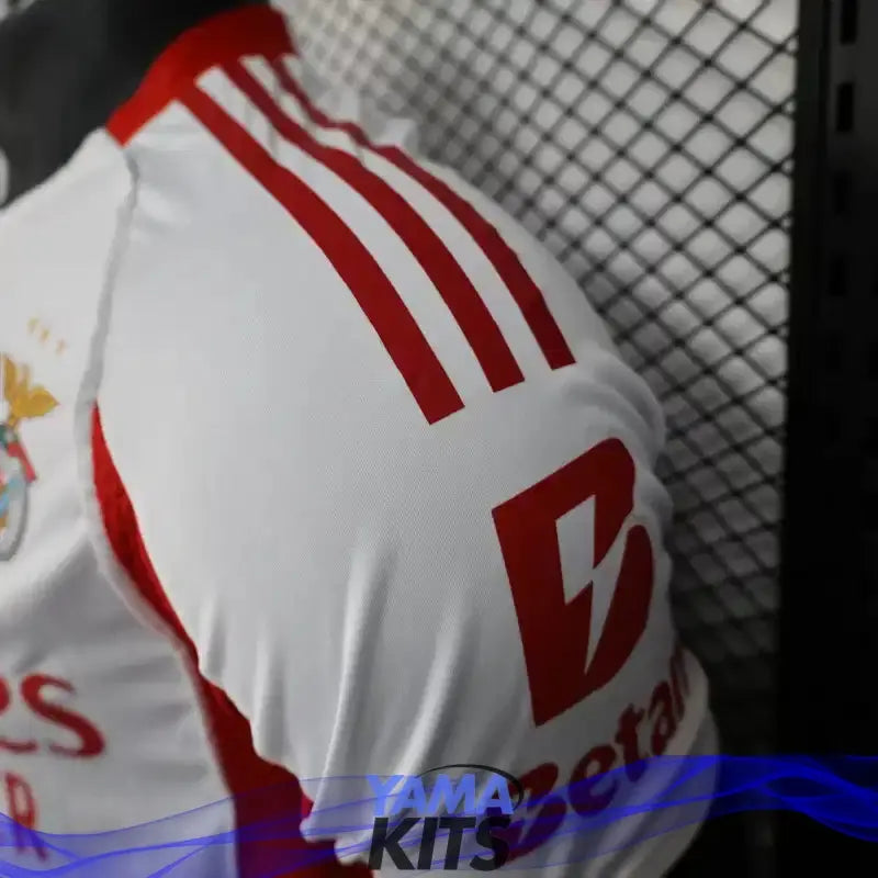 MAILLOT BENFICA EXTÉRIEUR DEUXIÈME "Blanc, rouge" 2025/2026 Version Player YamaKits Foot