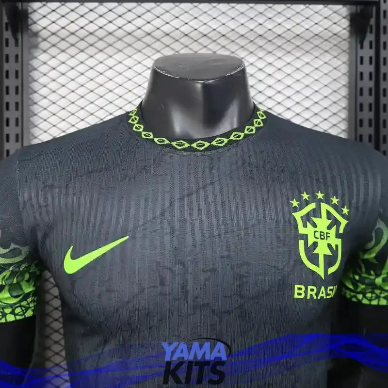 MAILLOT BRESIL CONCEPT "vert, flammes" 2025/2026 Version Player YamaKits Foot