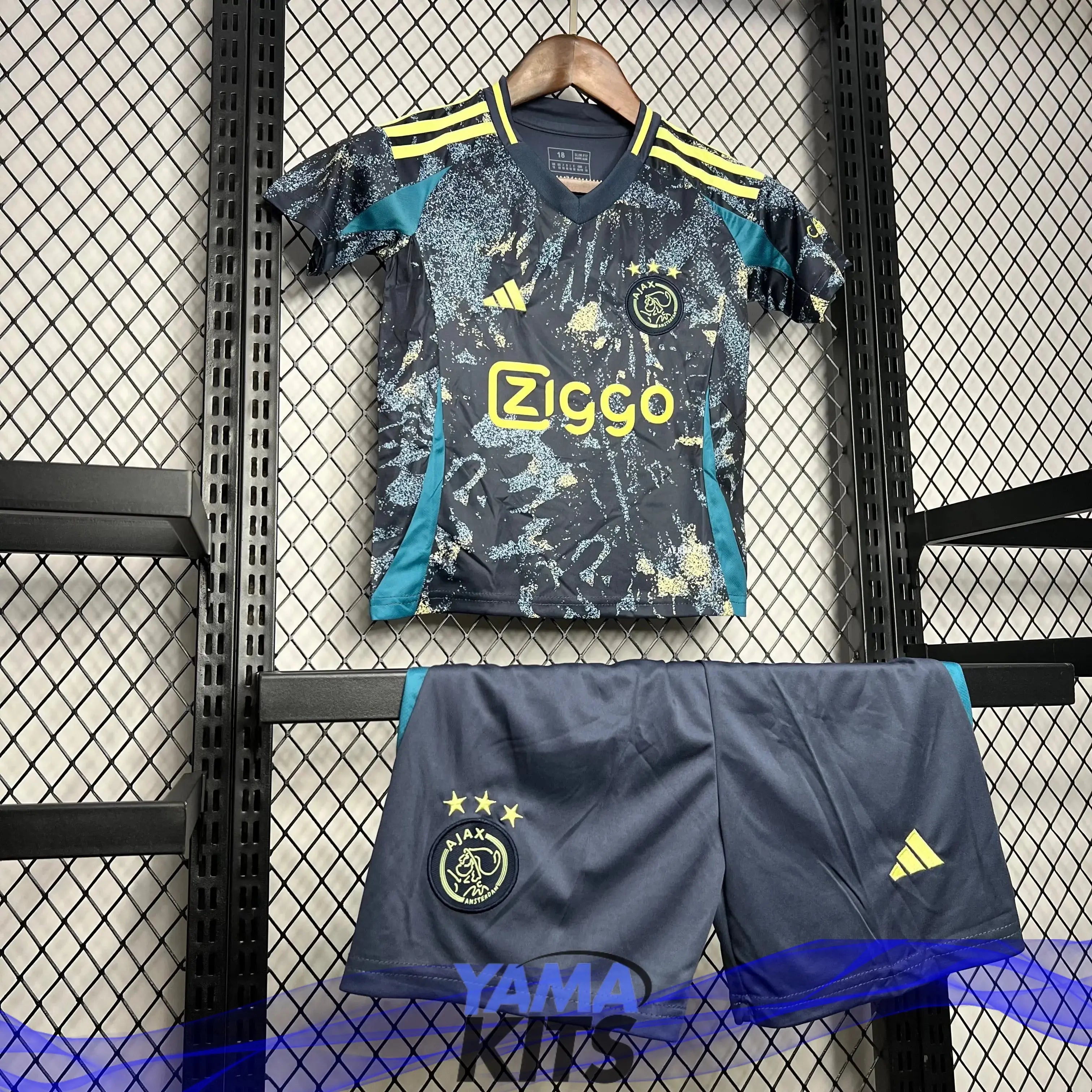 MAILLOT ENFANT AJAX EXTERIEUR 2024/2025 YamaKits Foot