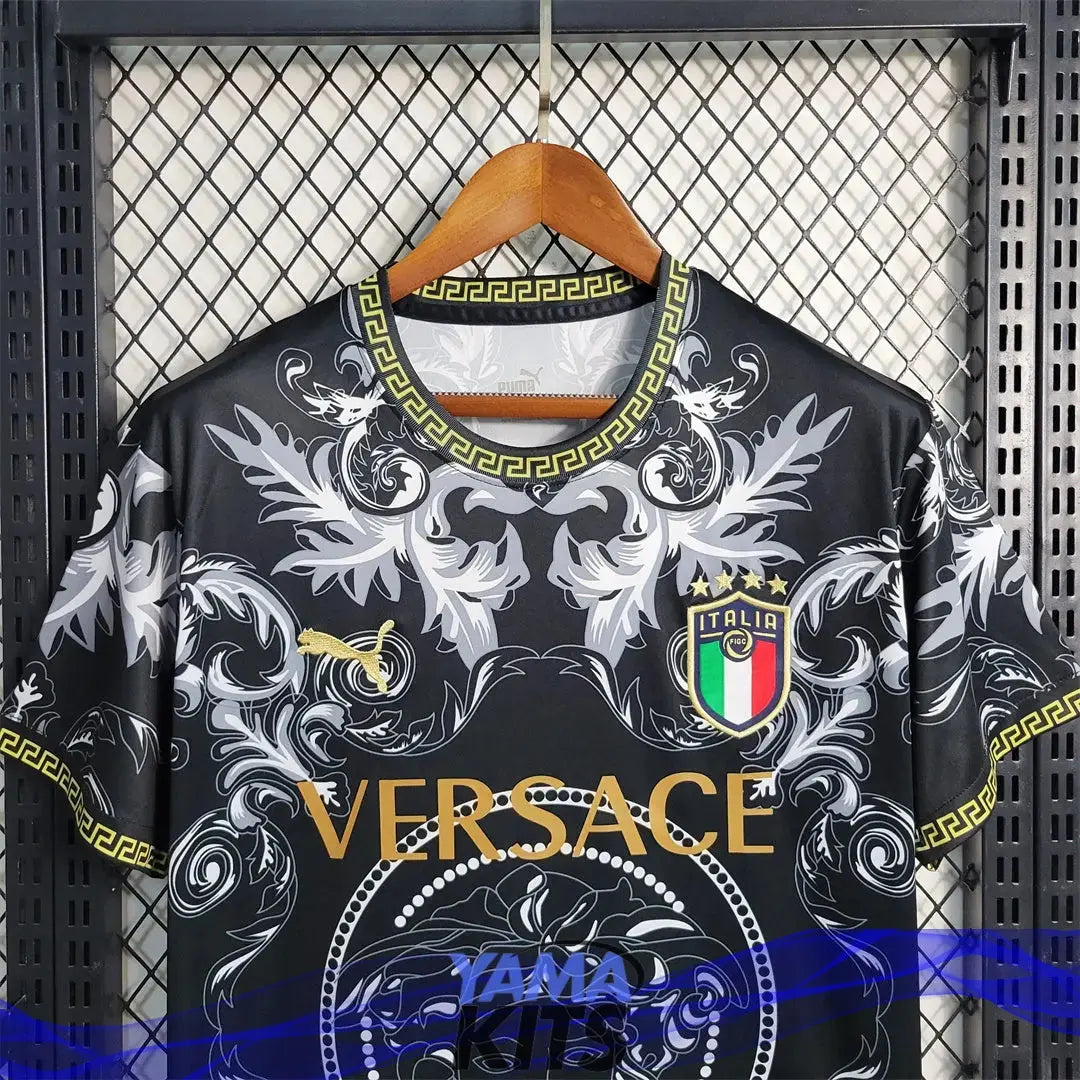 MAILLOT ITALIE CONCEPT EDITION VERSACE NOIR 2023/2024 YamaKits Foot