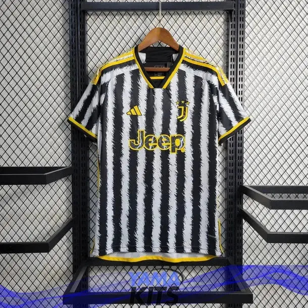 MAILLOT JUVENTUS DOMICILE 2023/2024 YamaKits Foot
