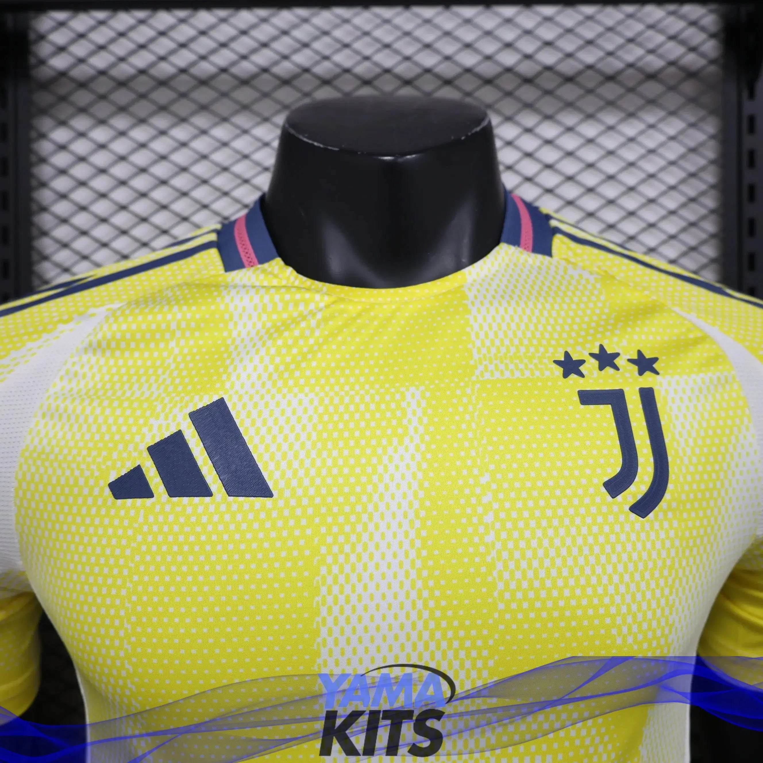 MAILLOT JUVENTUS EXTERIEUR "Jaune" 2024/2025 Version Player YamaKits Foot