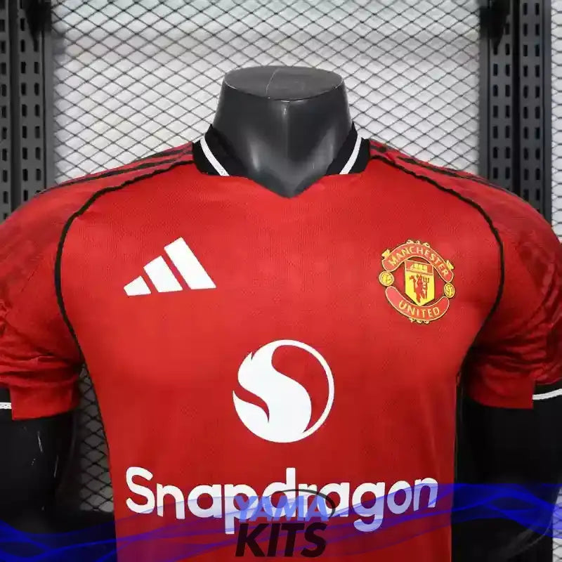 MAILLOT MANCHESTER UNITED DOMICILE 2025/2026 Version Player YamaKits Foot