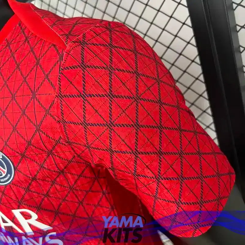 MAILLOT PARIS SG CONCEPT "rouge" 2025/2026 Version Player YamaKits Foot