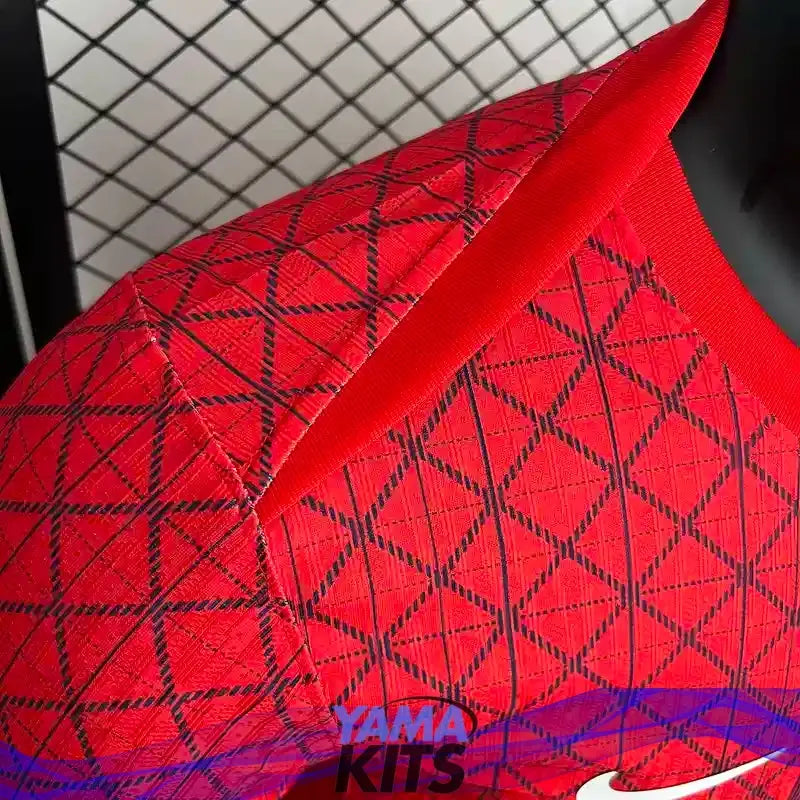 MAILLOT PARIS SG CONCEPT "rouge" 2025/2026 Version Player YamaKits Foot