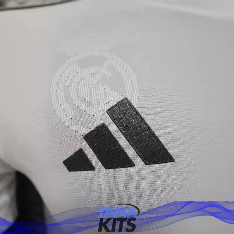 MAILLOT REAL MADRID CONCEPT "Blanc" 2025/2026 Version Player YamaKits Foot