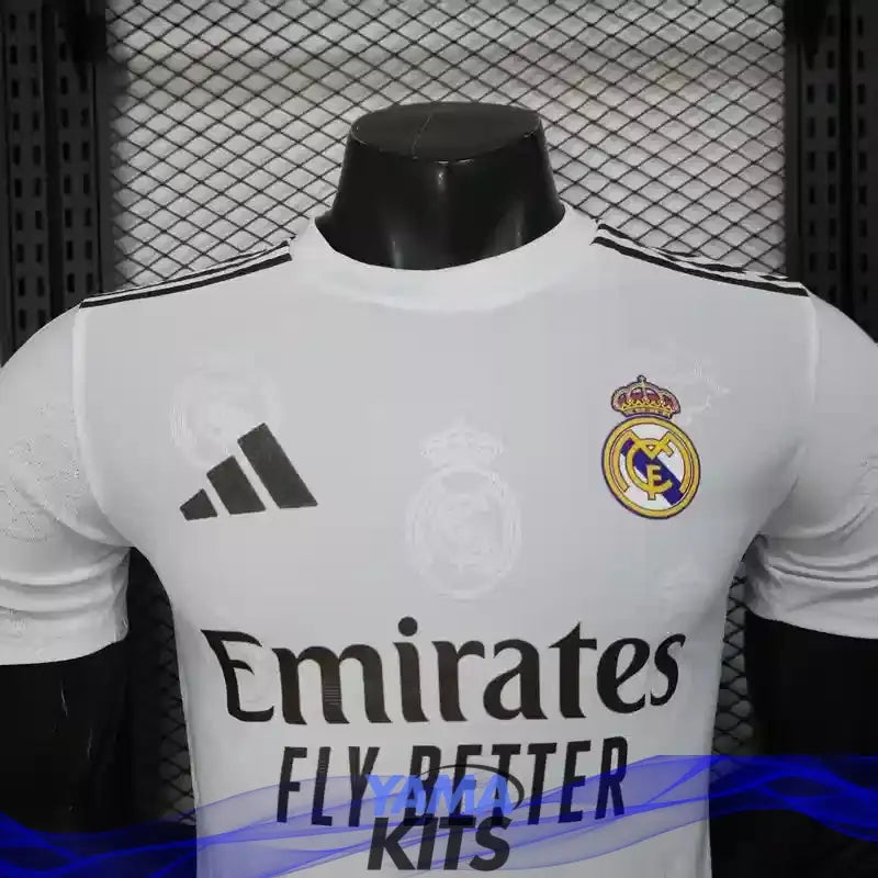 MAILLOT REAL MADRID CONCEPT "Blanc" 2025/2026 Version Player YamaKits Foot