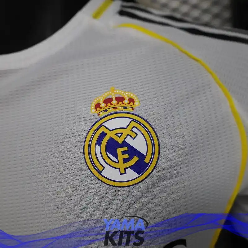 MAILLOT REAL MADRID DOMICILE 2025/2026 Version Player YamaKits Foot