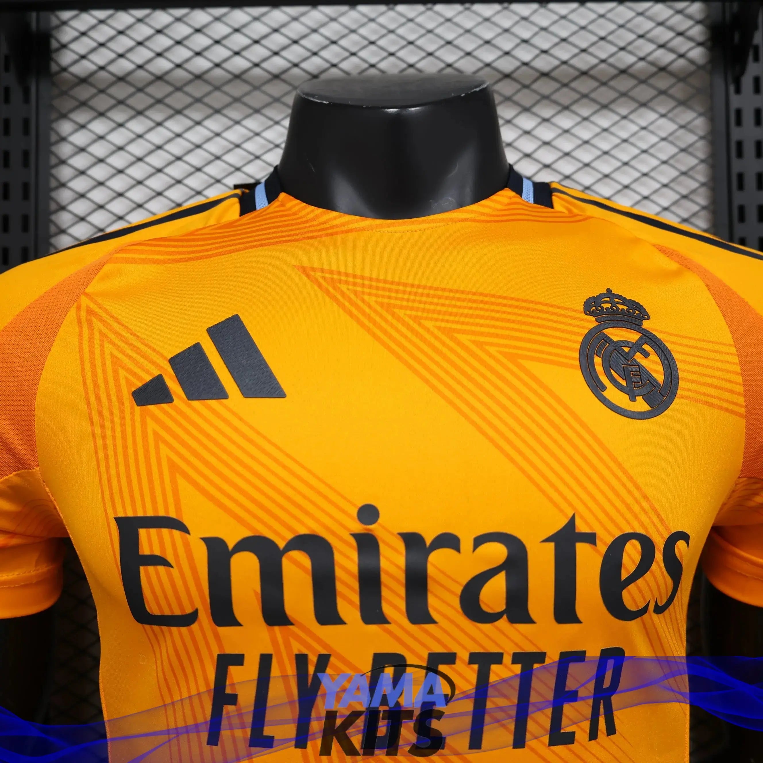 MAILLOT REAL MADRID EXTERIEUR 2024/2025 Version Player YamaKits Foot