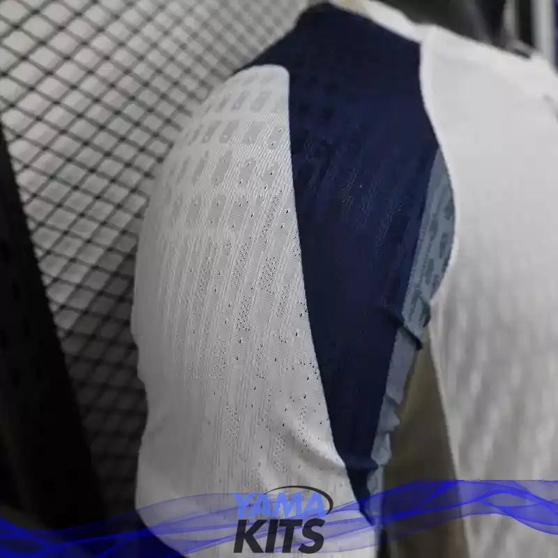 MAILLOT TOTTENHAM DOMICILE 2025/2026 Version Player YamaKits Foot