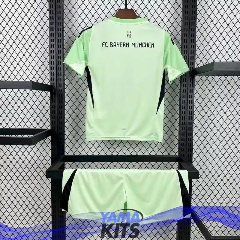 Maillot Bayern enfant gardien de but concept "Vert" 2025/2026 YamaKits Foot