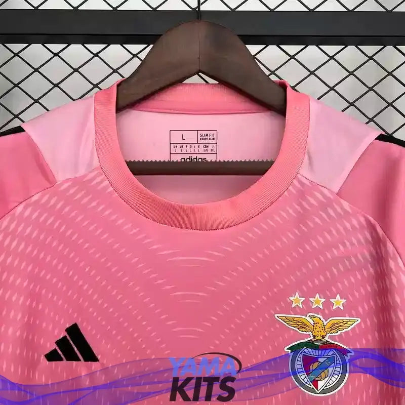 Maillot Benfica concept "rose" 2025/2026 YamaKits Foot