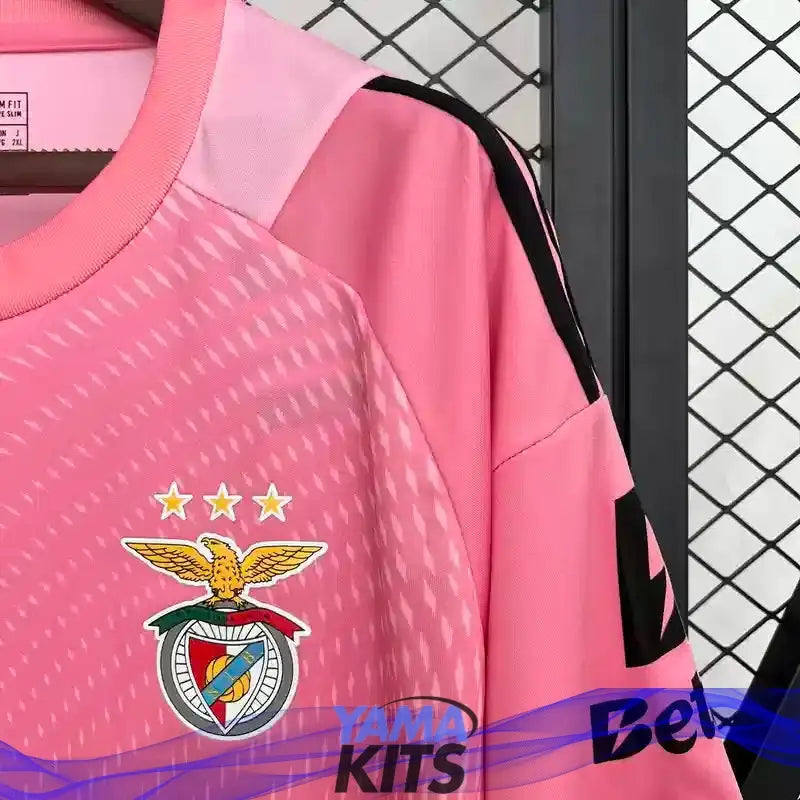 Maillot Benfica concept "rose" 2025/2026 YamaKits Foot