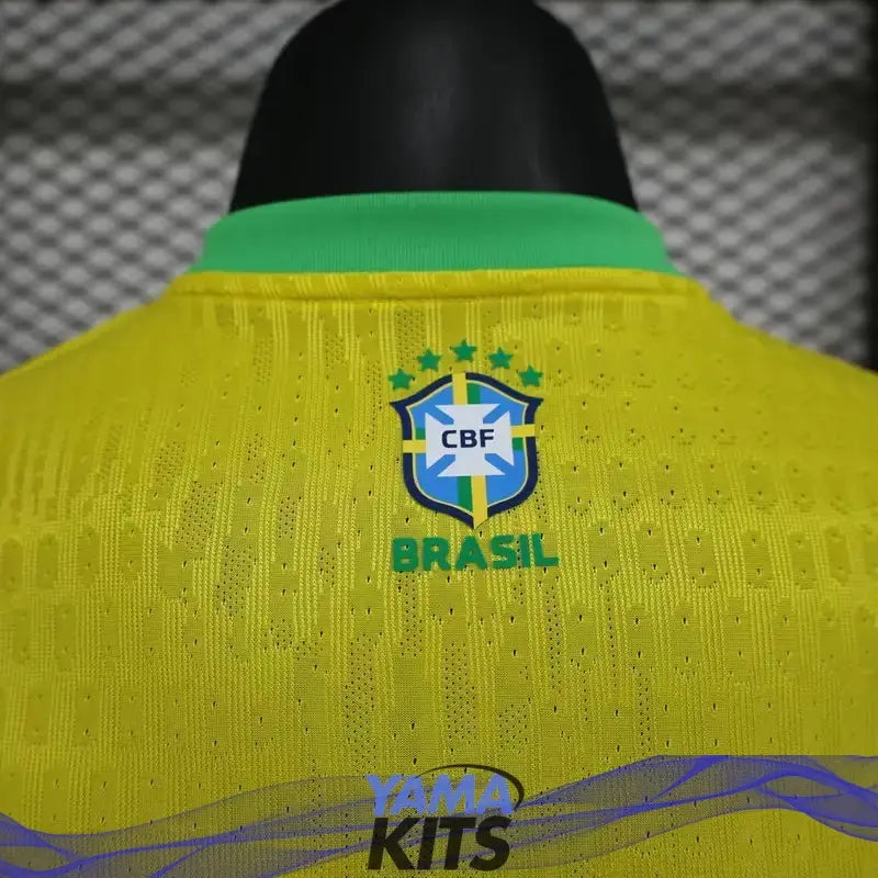 Maillot Brésil Concept jaune "Christ rédempteur" 2025/2025 Version Player YamaKits Foot