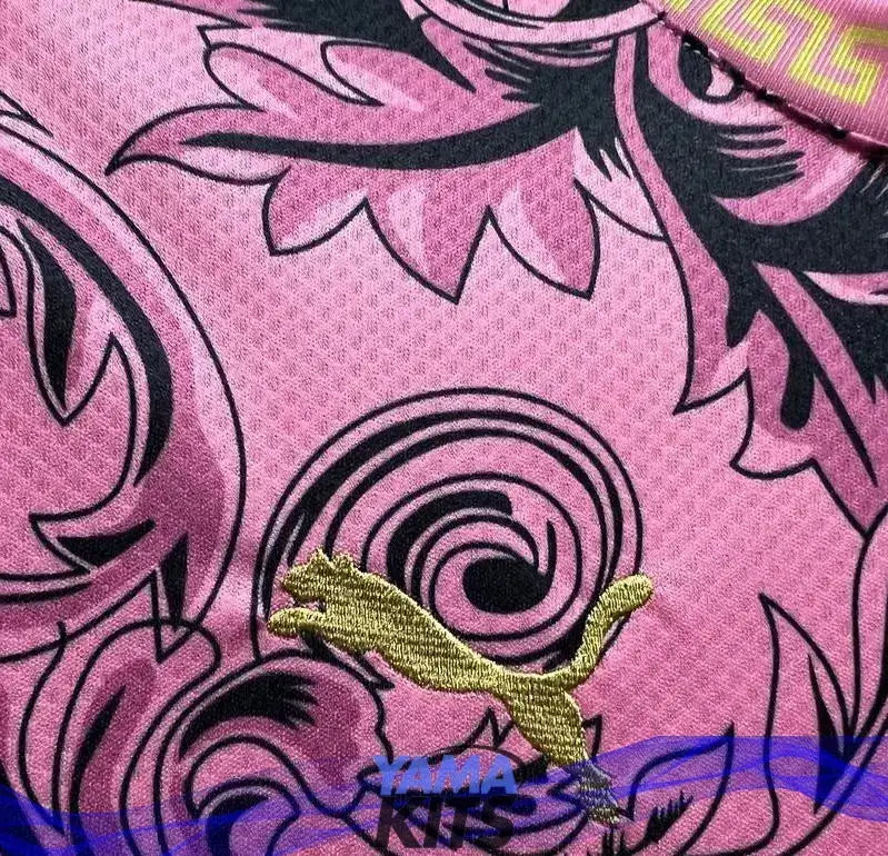 Maillot Italie Versace Édition spéciale « Rose » 2023/2024 YamaKits Foot
