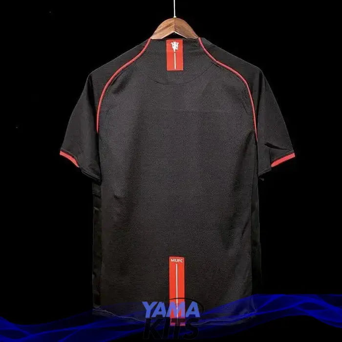 Maillot Manchester United Retro 2006/2007 YamaKits Foot