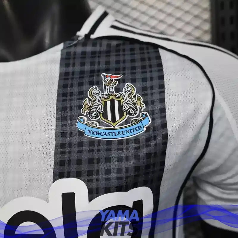 Maillot Newcastle United domicile 2025/2026 Version Player YamaKits Foot