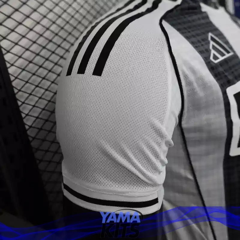 Maillot Newcastle United domicile 2025/2026 Version Player YamaKits Foot