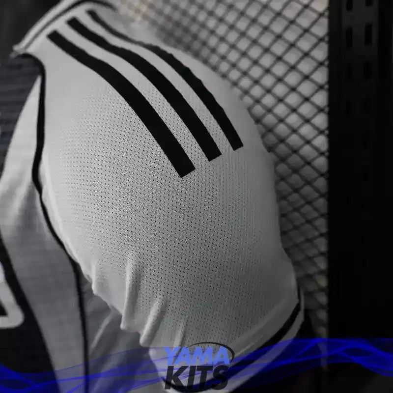 Maillot Newcastle United domicile 2025/2026 Version Player YamaKits Foot