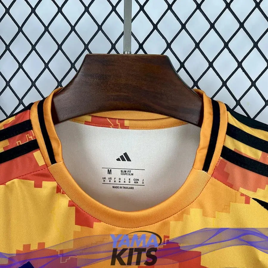 Maillot Paris FC concept "jefe" 2024/2025