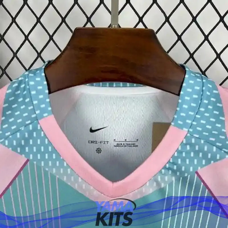 Maillot Paris SG concept "bleu, rose" 2025/2026 YamaKits Foot
