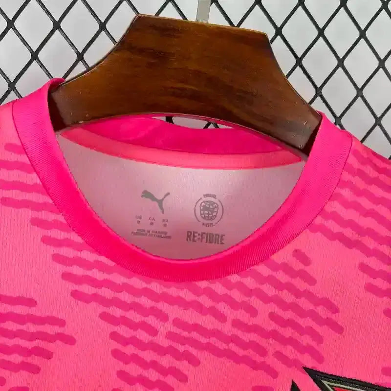Maillot Portugal concept "rose" 2026/2027 YamaKits Foot