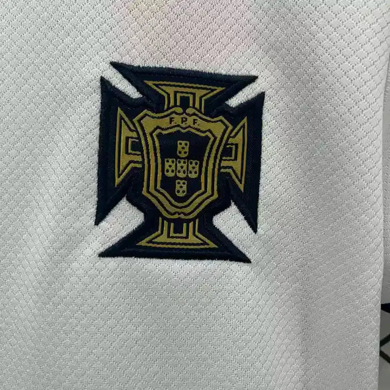 Maillot Portugal enfant entrainement "blanc" 2025/2026 YamaKits Foot
