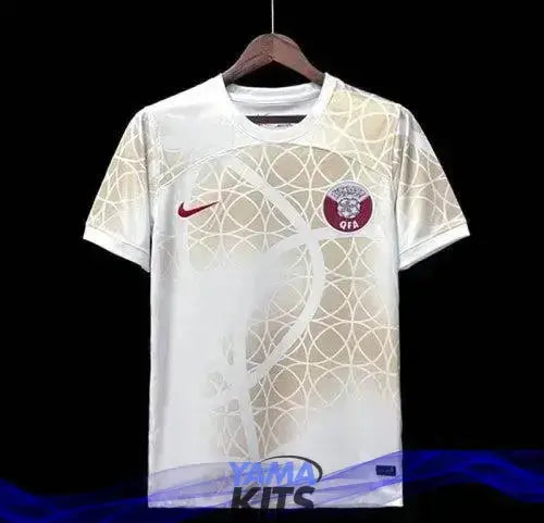 Maillot Qatar Extérieur "blanc,or" 2022/2023 YamaKits Foot