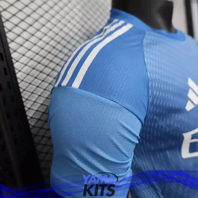 Maillot Real Madrid concept "Bleu" 2025/2026 Version Player YamaKits Foot