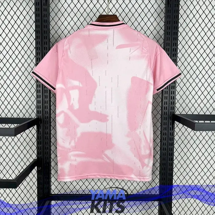 Maillot Real Madrid concept "Rose" 2024/2025 YamaKits Foot