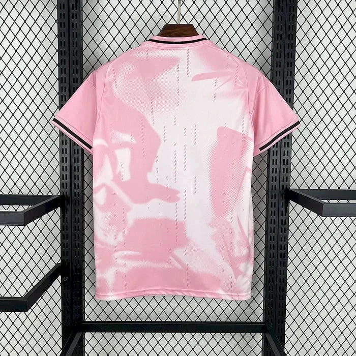 Maillot Real Madrid concept "Rose" 2024/2025 YamaKits Foot