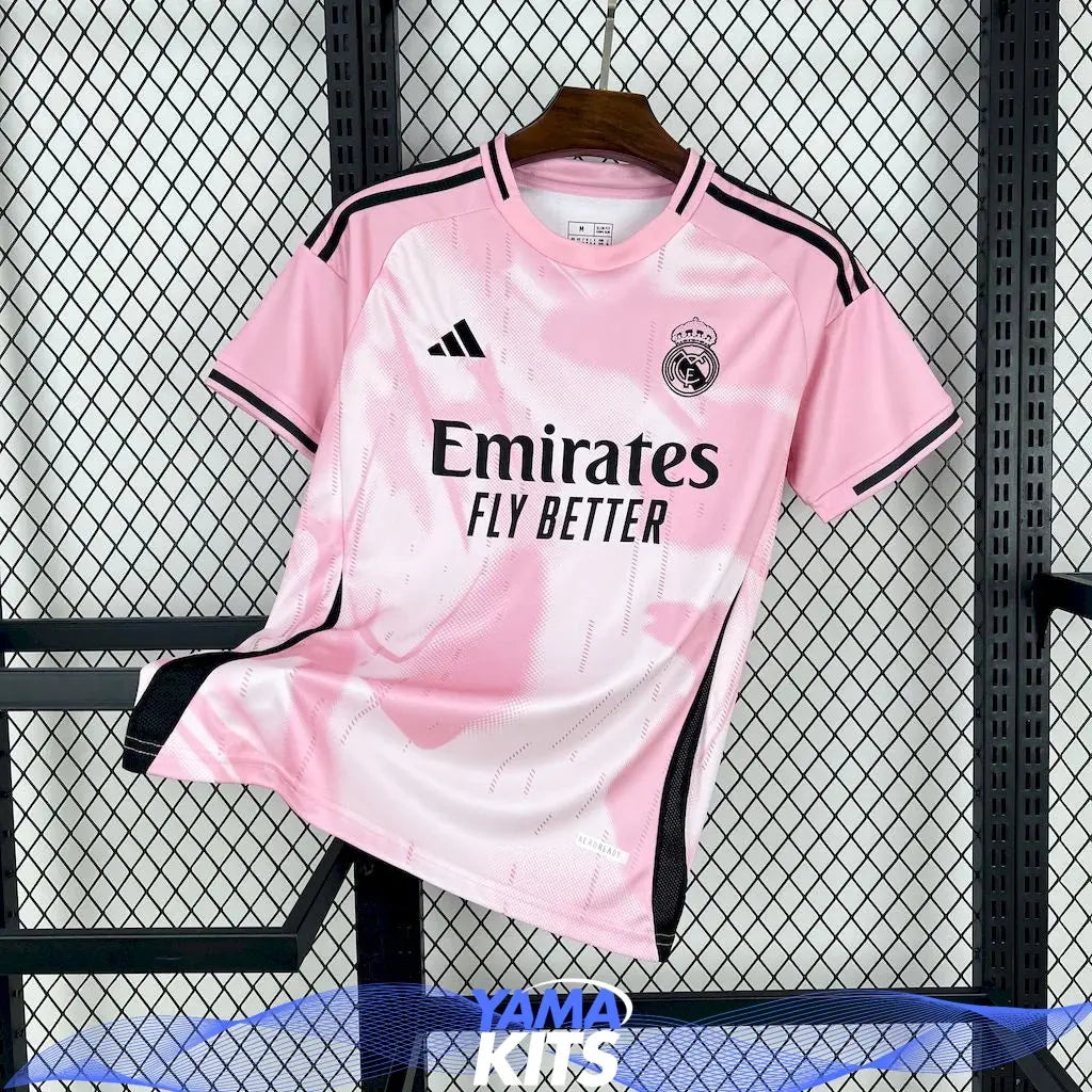 Maillot Real Madrid concept "Rose" 2024/2025 YamaKits Foot