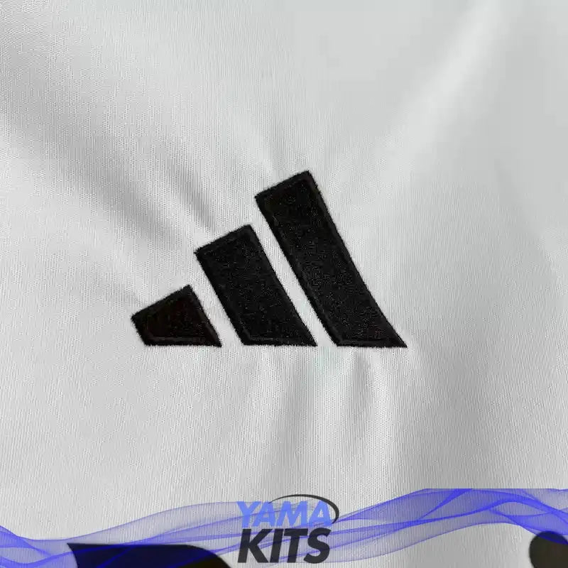 Maillot Real Madrid domicile 2025/2026 YamaKits Foot