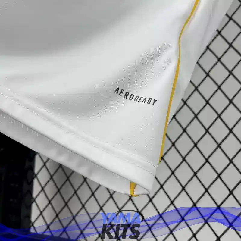 Maillot Real Madrid domicile 2025/2026 YamaKits Foot