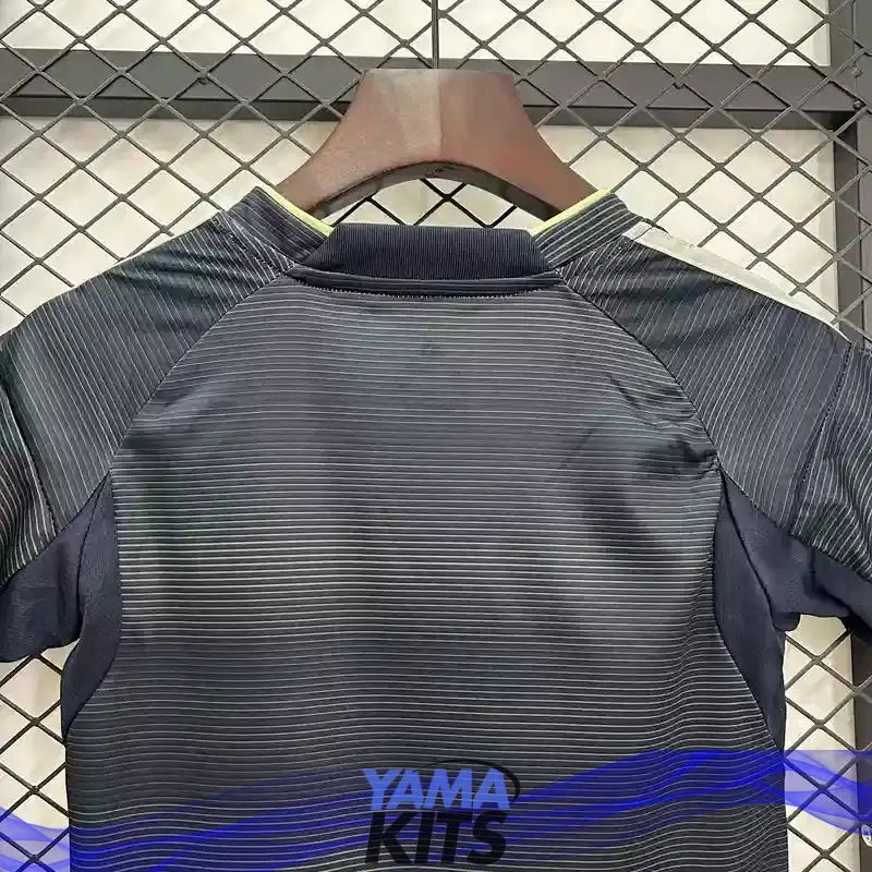 Maillot Real Madrid enfant extérieur 2025/2026 YamaKits Foot