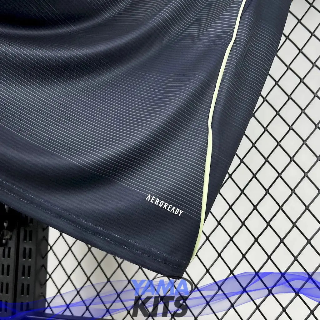 Maillot Real Madrid extérieur 2025/2026