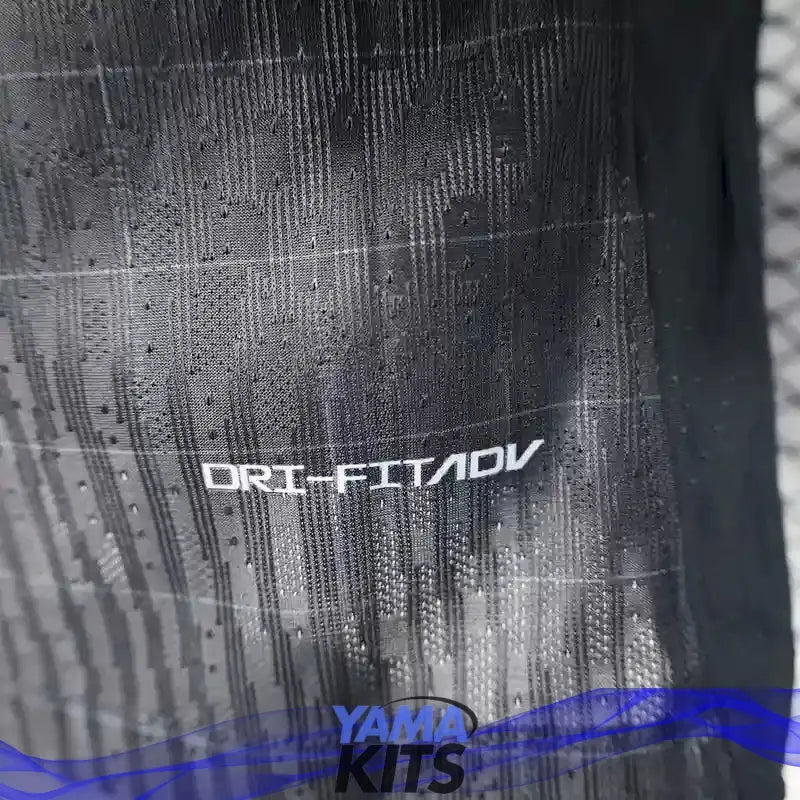 Maillot Tottenham concept " Noir " 2025/2026 Version Player YamaKits Foot