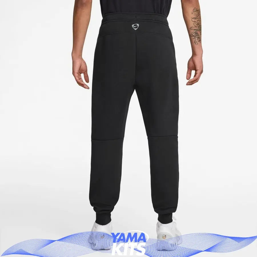 Pantalon Chelsea Tech nike "Noir" fleece 2025/2026 YamaKits Foot