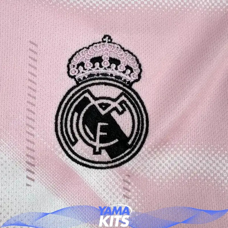 Maillot Real madrid concept "Rose" 2024/2025 YAMAKITS