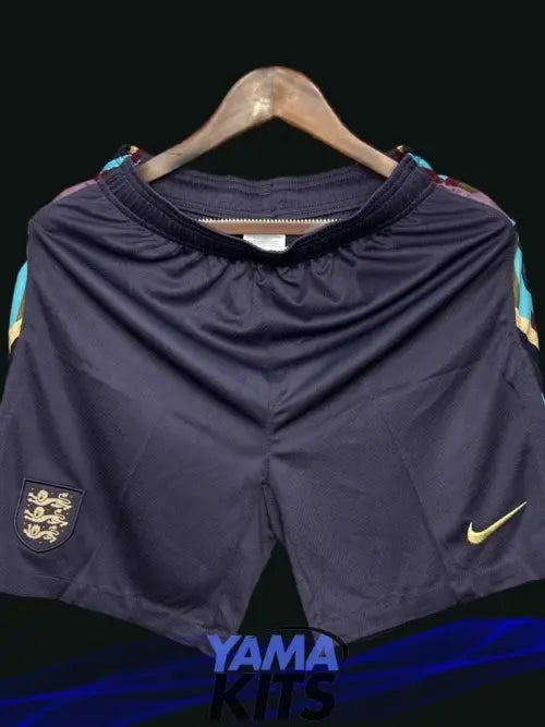 Short Angleterre 2024-2025